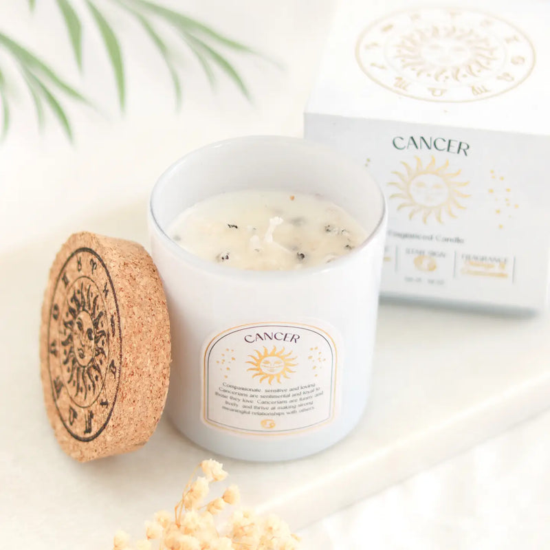 Cancer (krepsen) Orange & Chamomile Zodiac Crystal Candle