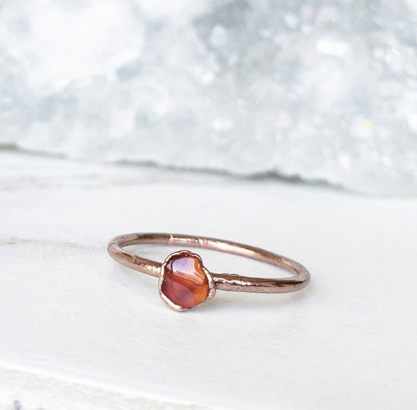 Karneol ring i kobber